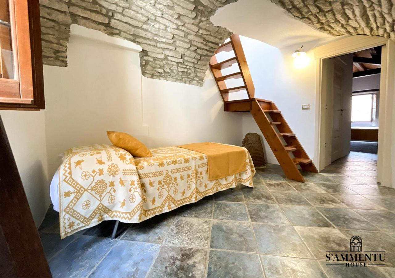 S'Ammentu House Hotel Bosa Bagian luar foto