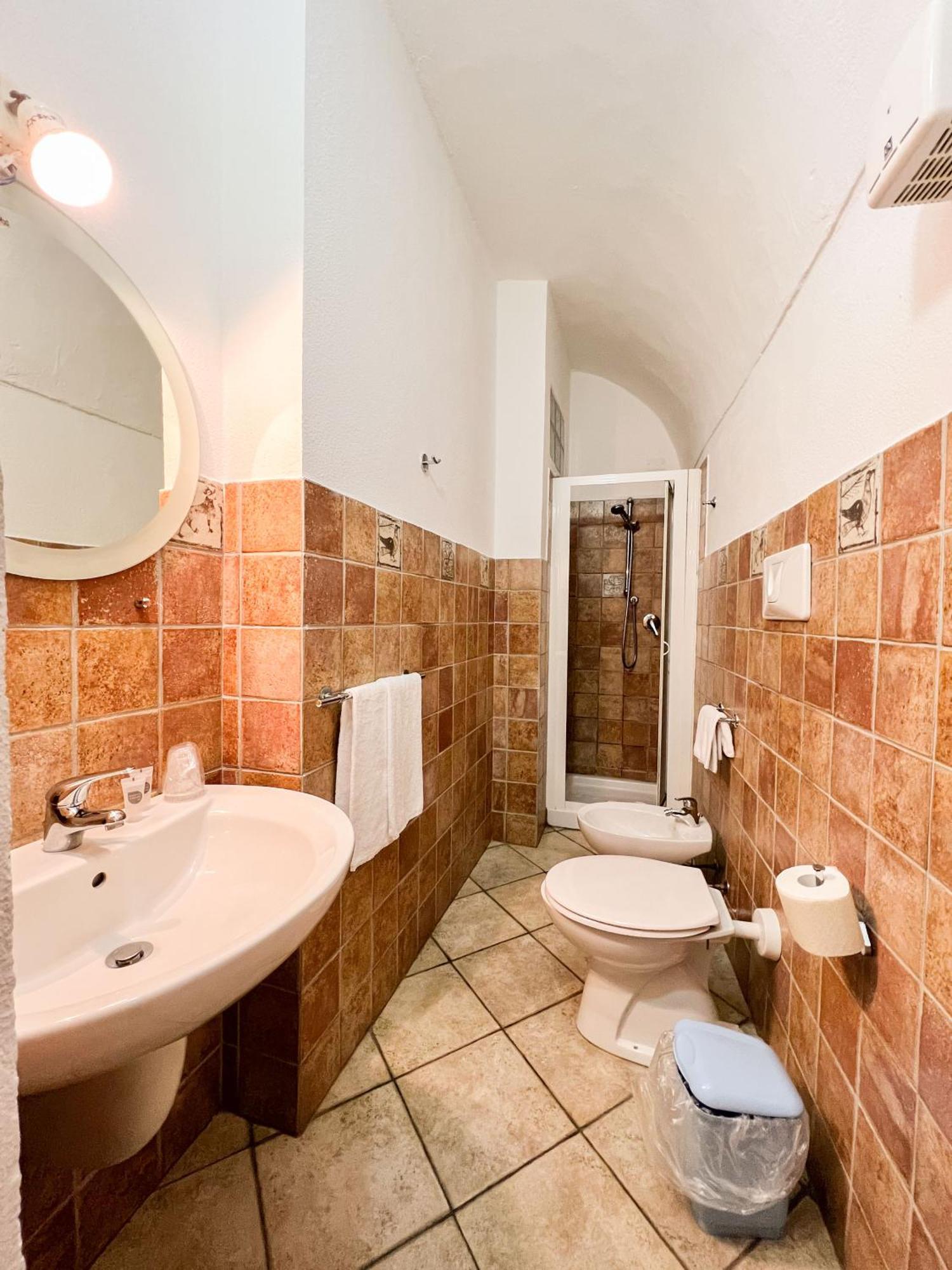 S'Ammentu House Hotel Bosa Bagian luar foto